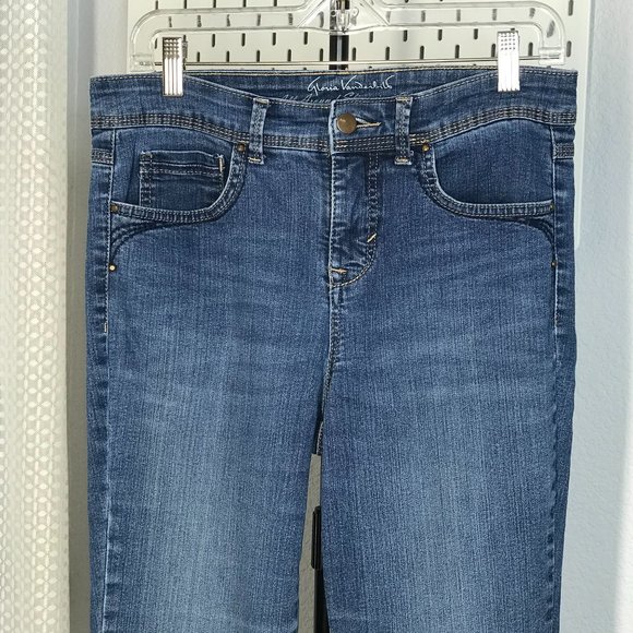 🚁Gloria Vanderbilt Jeans | Straight Leg | Size 8 - Picture 2 of 7